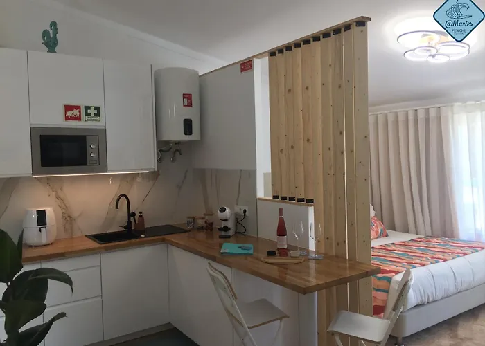 At Maries House 2 Апартаменты Пениши